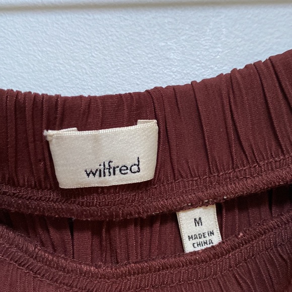 ❗️SOLD❗️Aritzia Wilfred Dark Brown/Burgundy Pleated Celesse Midi Skirt Size M - Picture 8 of 10